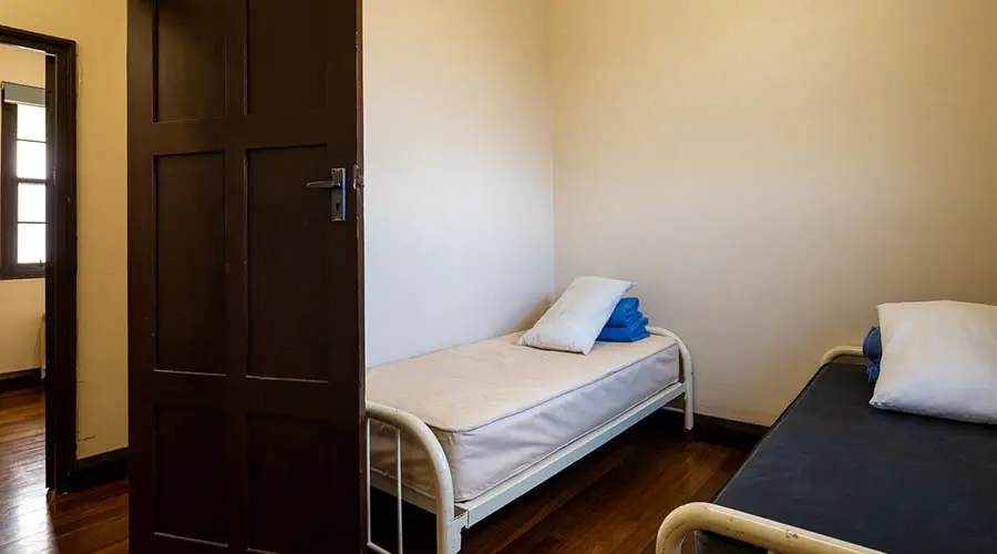 Kingstown Dormitory - 12 Beds + Bathroom